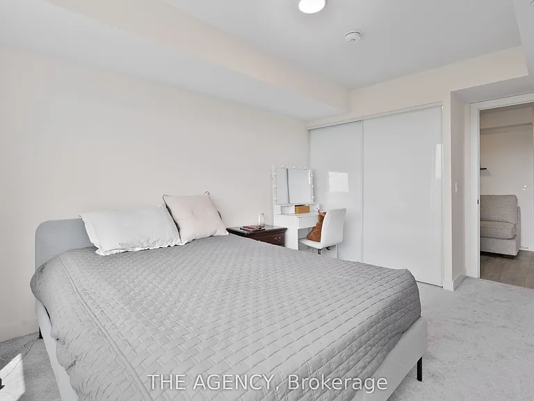 10 Wilby Cres #509 — Photo 4