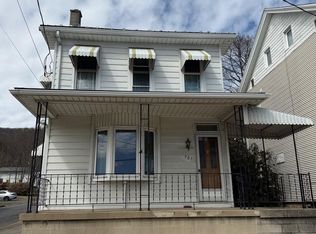 701 E Grand Ave, Tower City, PA 17980