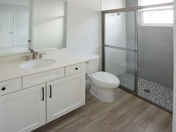In law quarter full bath