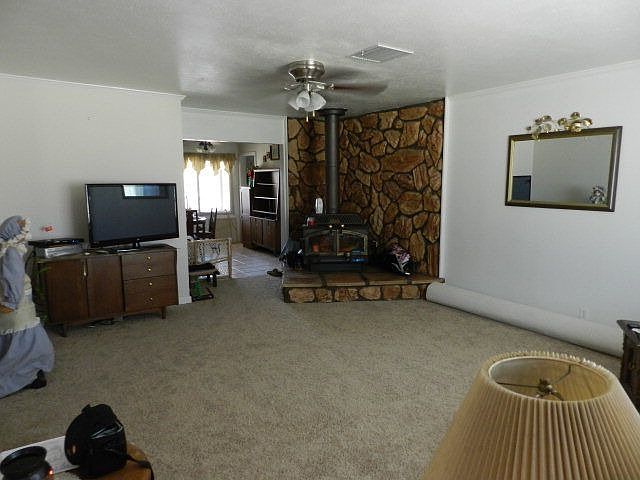 2nd image of 715 Marshall St