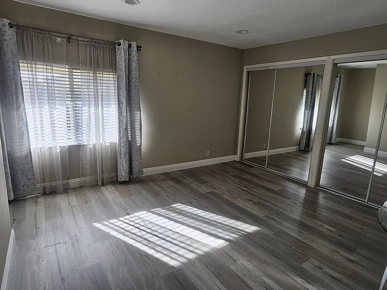 39 Meadowgrass — Photo 10