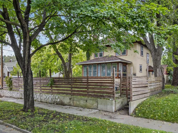 955 4th Ave SE, Rochester, MN 55904