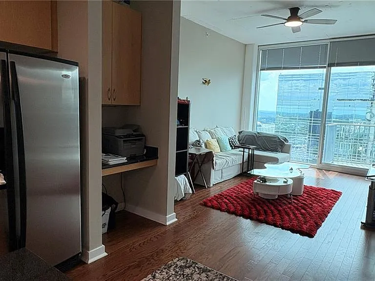 400 W Peachtree St NW #2905 — Photo 9