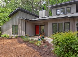 11 Burnwood Pl, Chapel Hill, NC 27517