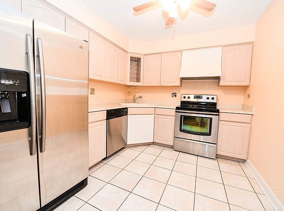 3rd image of 1840 W Surrey Park Ln Unit 1D