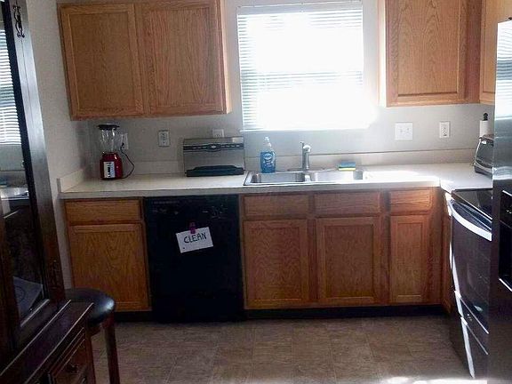 5th image of 7750 Freesia St #52