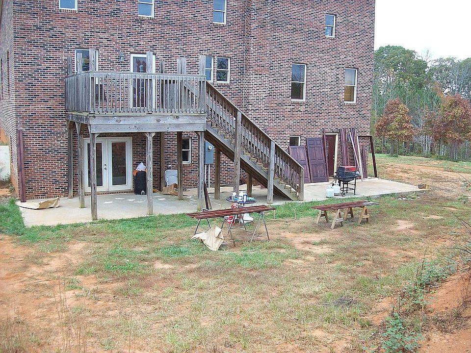 1st image of 1987 Wades Dr