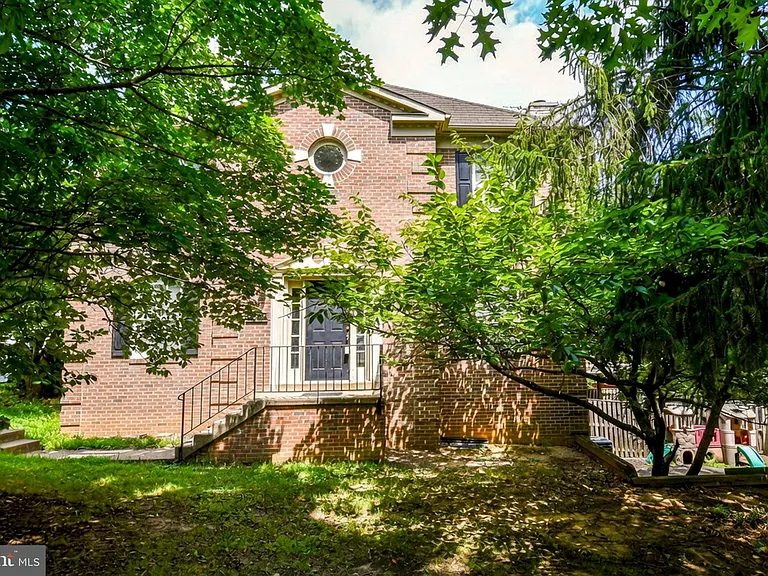 16853 Capon Tree Ln — Photo 4