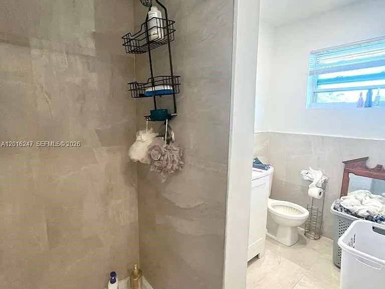 6201 SW 37th Ct #3B — Photo 3