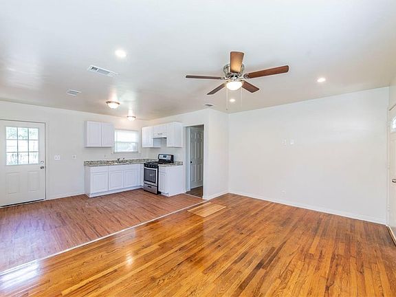 4th image of 7308 Llano Ave