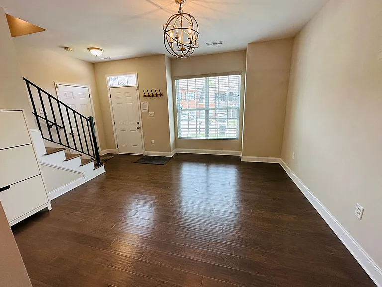 4922 Briar Rock Ln — Photo 11