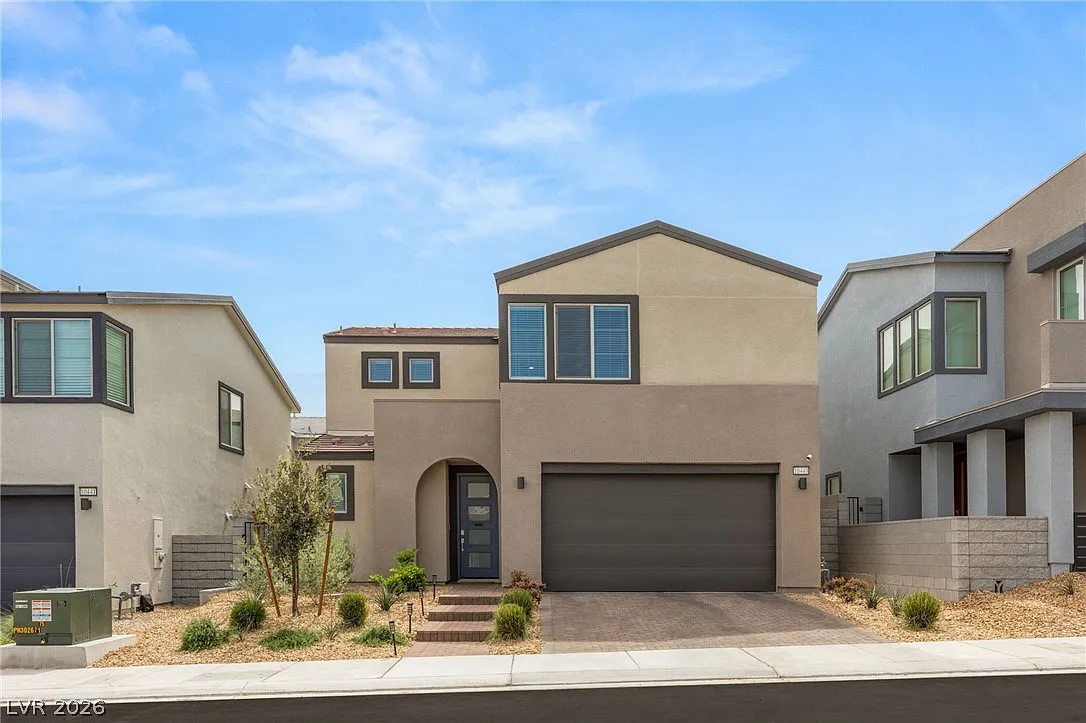 3 bed, 2.5 bath, 1904 sqft, $2,800 — Photo 2