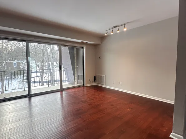 11625 Vantage Hill Rd Unit 22B, Reston, VA 20190