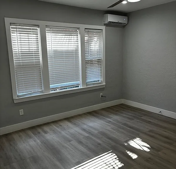 2738 Riverside Ave #5 — Photo 12