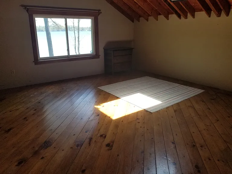 73 Lowell Rd — Photo 5