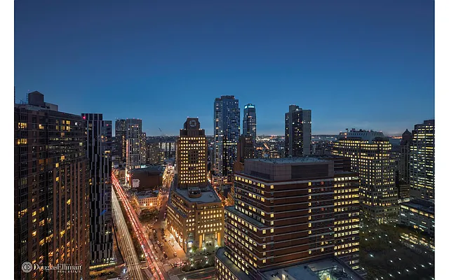 Rented by Douglas Elliman | media 15