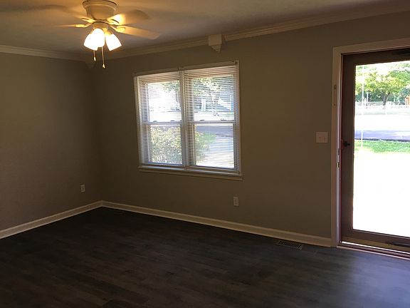 4th image of 114 Highwood Dr