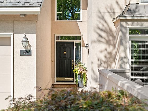 2nd image of 44 Morningview Cir