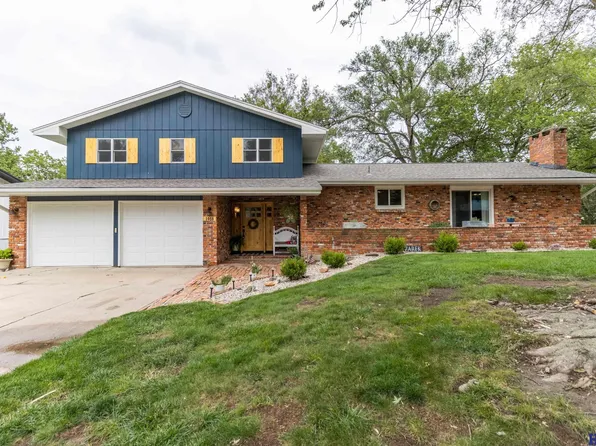 1058 Eastridge Dr, Seward, NE 68434