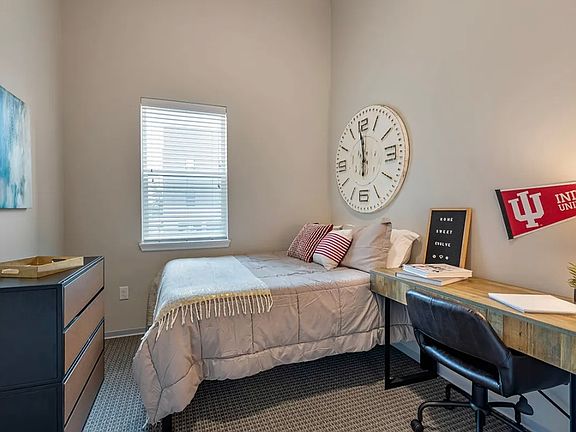 5th image of 2202-1425 N Eagleson Ave #4