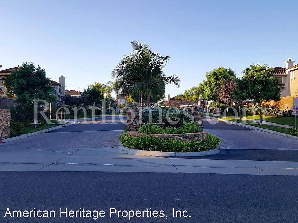 1st image of 10023 Fieldthorn St