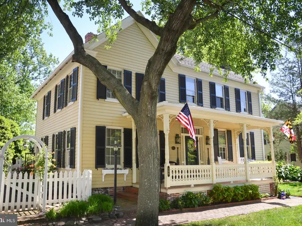 104 Mulberry St, Saint Michaels, MD 21663