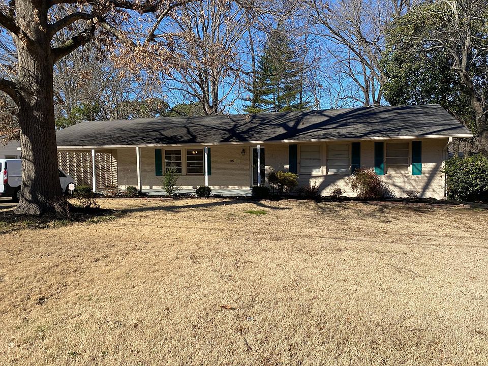 1st image of 867 Skyline Dr