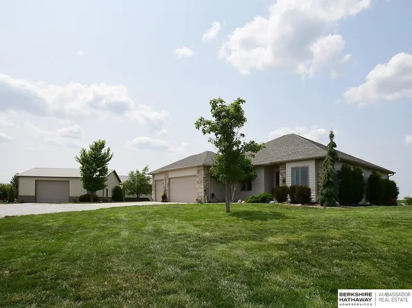 7900 Bowman Cir, Firth, NE 68358