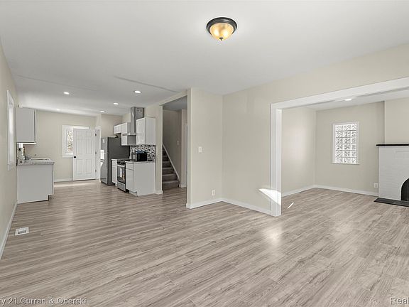 3rd image of 5251 Nottingham Rd