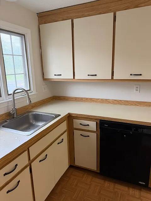 2 bed, 1.5 bath, 994 sqft, $2,300 — Photo 4