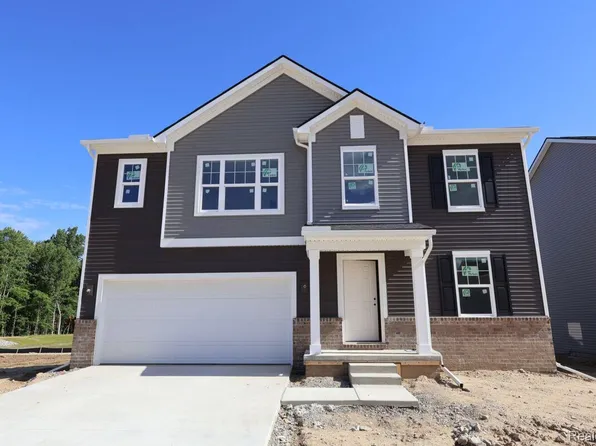 4124 Sedgeview Cir, Howell, MI 48843