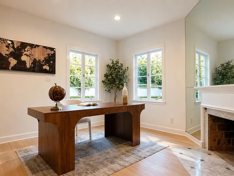 612 N Bedford Dr — Photo 48