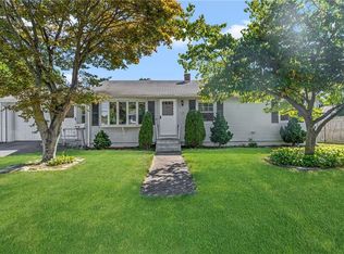 21 S Brookside Ave, North Providence, RI 02911