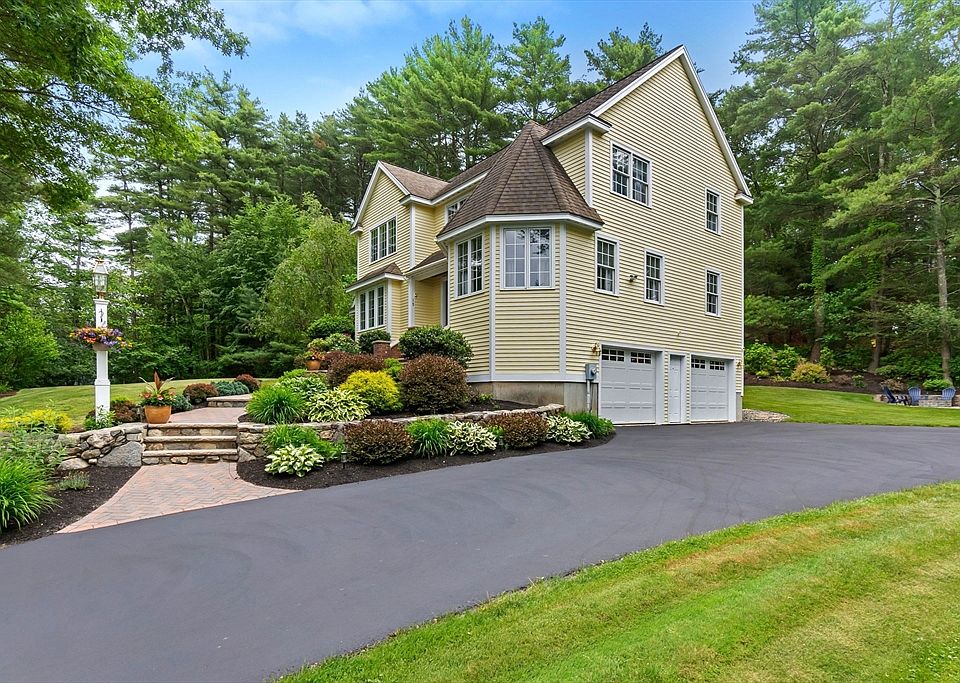 15 Hillside St, Rowley, MA 01969 | Zillow