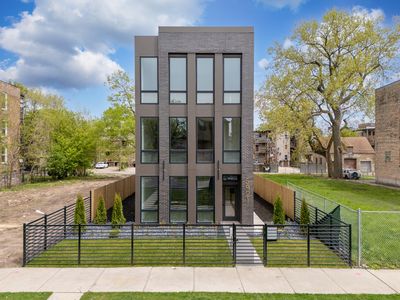 5921 S Calumet Ave, Chicago, IL, 60637