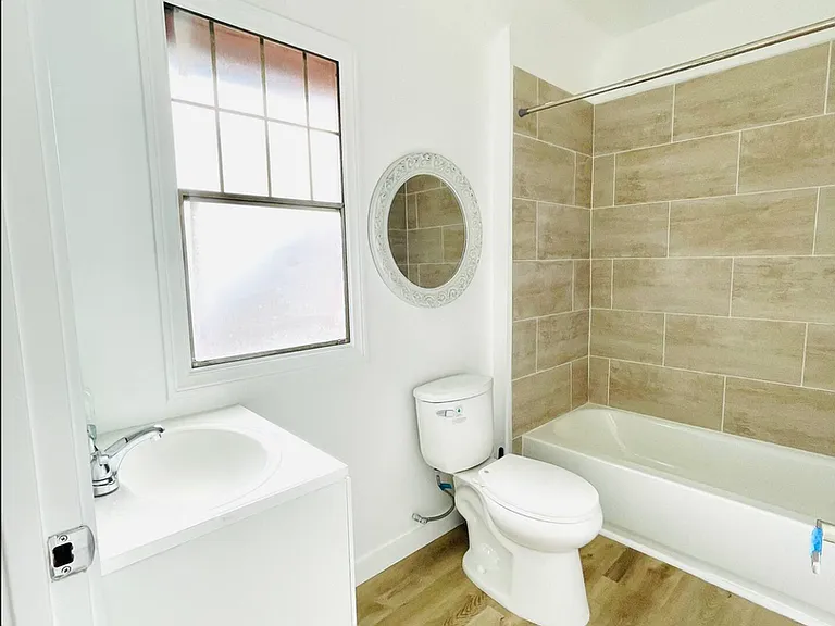 5107 Crenshaw Blvd — Photo 12