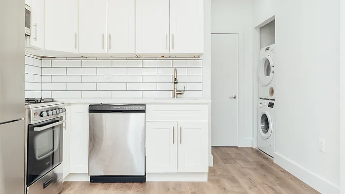 Rented by Nooklyn NYC LLC | media 1