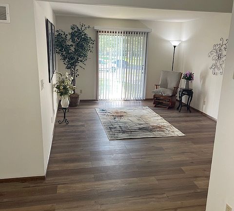 3rd image of 6850 W Kathleen Ct