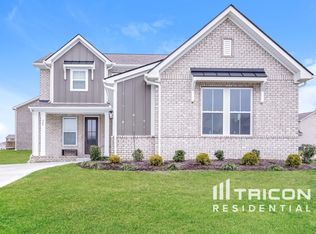365 Park Glen Dr, Mount Juliet, TN 37122