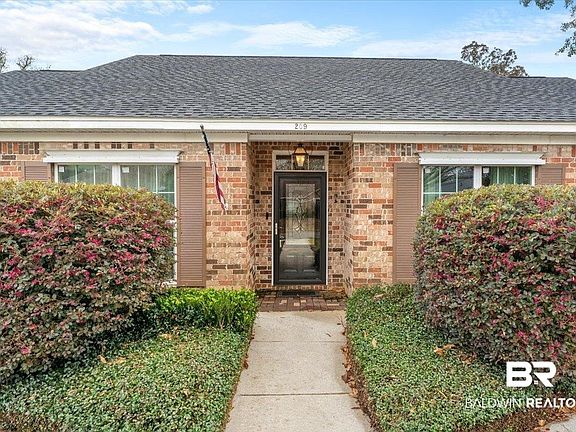 4th image of 209 Manor Blvd