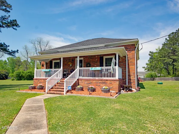 2300 Dawson Cabin Road, Jacksonville, NC 28540