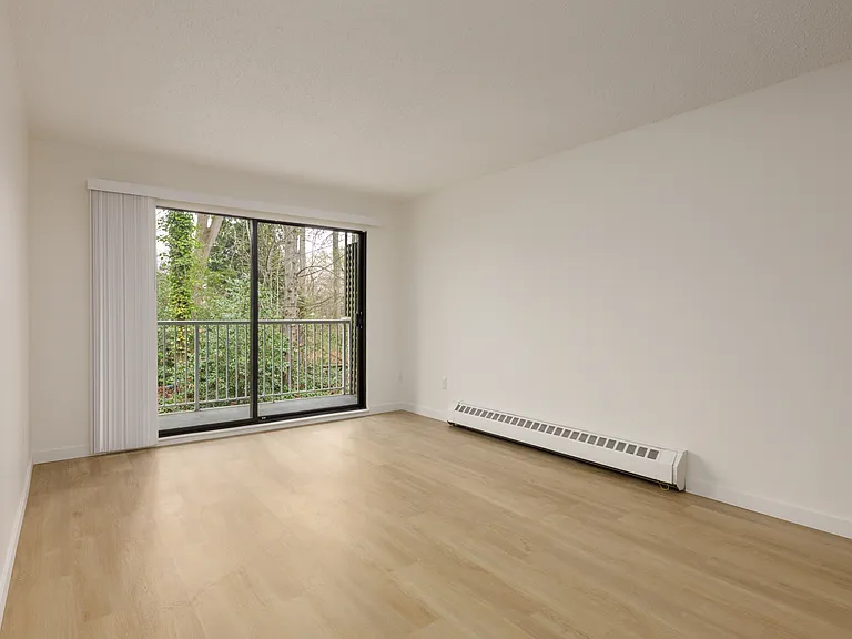 1859 Woodway Pl — Photo 14