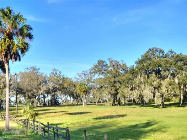 8418 Lupton Pl, Plant City, FL 33567