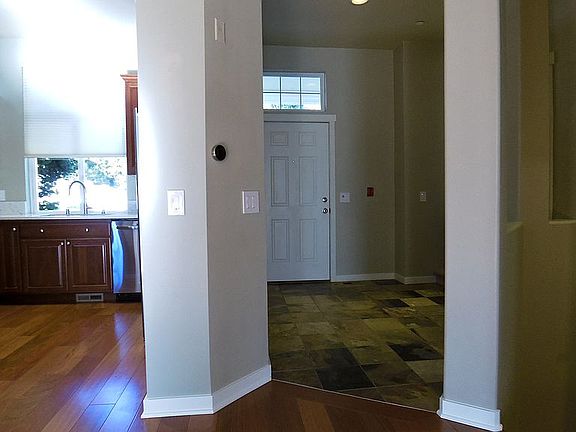 3rd image of 1626 Huckleberry Cir #1626