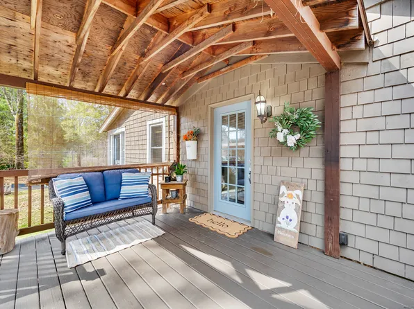 65 Hilltop Road, Windsor, CT 06095