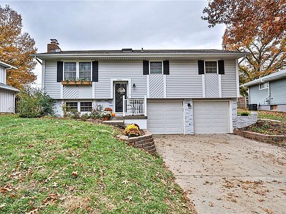 2nd image of 3042 S Bryn Mawr Dr
