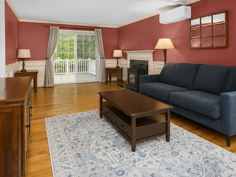 42 Clarke Rd — Photo 17