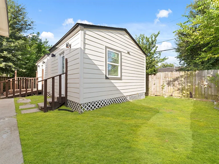 7125 Conley St — Photo 22