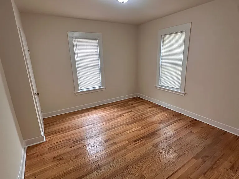 143-147 Catherine St — Photo 15
