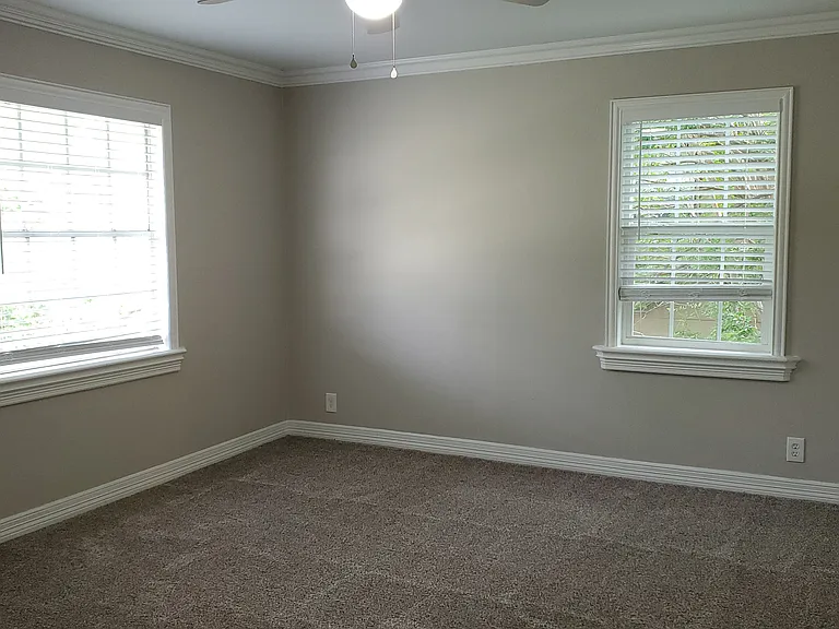 3703 Byrd Dr — Photo 14